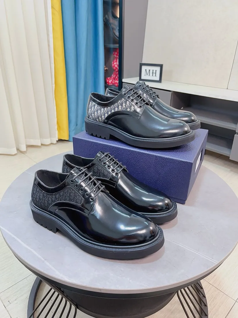 Men's shoes 💰560🌸🌸Water-dyed cow lining Original order quality Dior —🆘.Dior Original order purchase, high-end business leather shoes, fabric: Made of open-edge beaded cowhide imported from Italy➕Water-dyed cow lining/cowhide lining➕Specially available original outsole, fine workmanship, real thing^_^Photographed🎬size: 38-44 (45 custom-made)